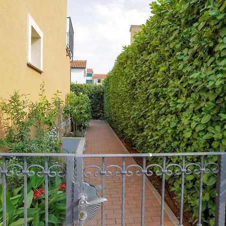 Rougemarin Apartments Biograd Na Moru Exterior foto
