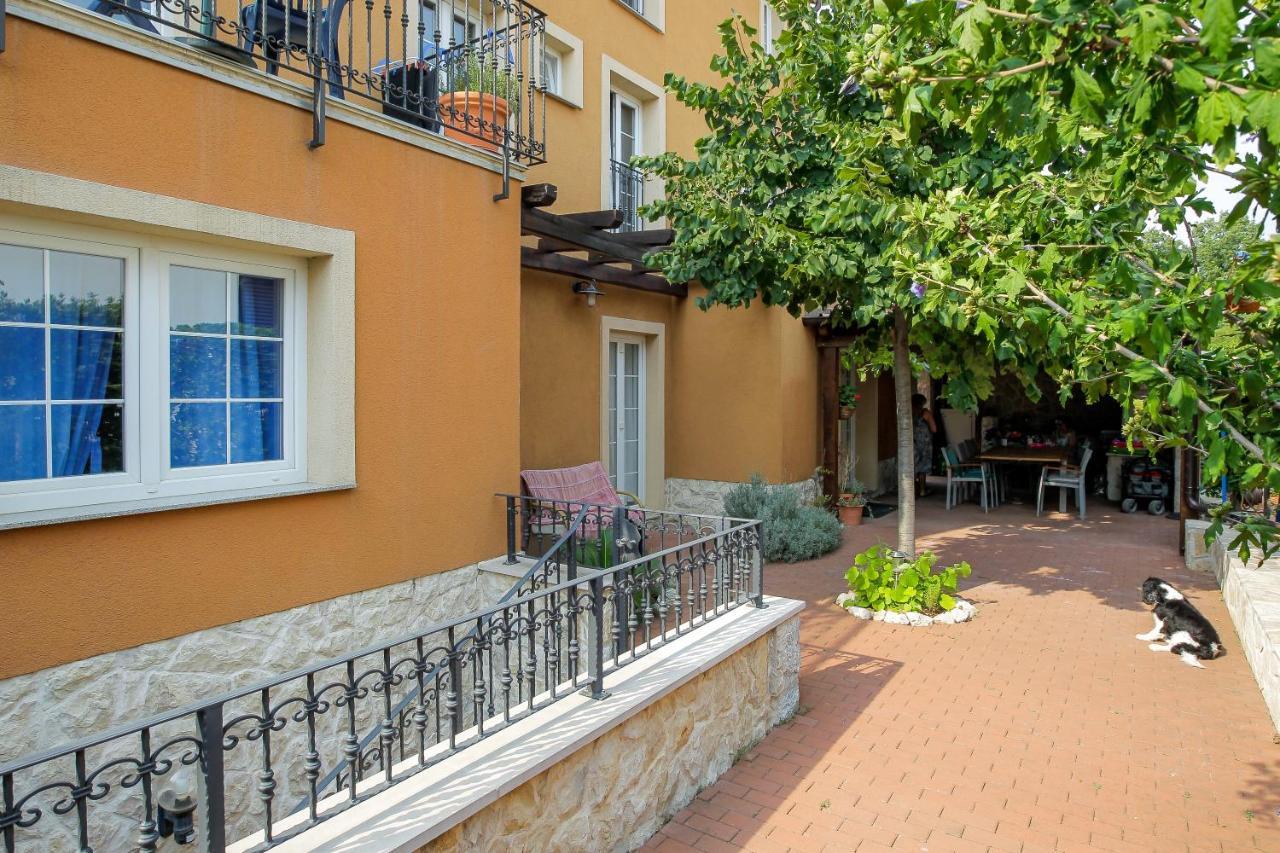 Rougemarin Apartments Biograd Na Moru Exterior foto
