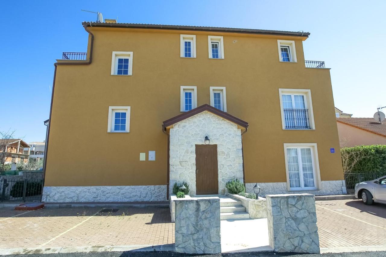 Rougemarin Apartments Biograd Na Moru Exterior foto